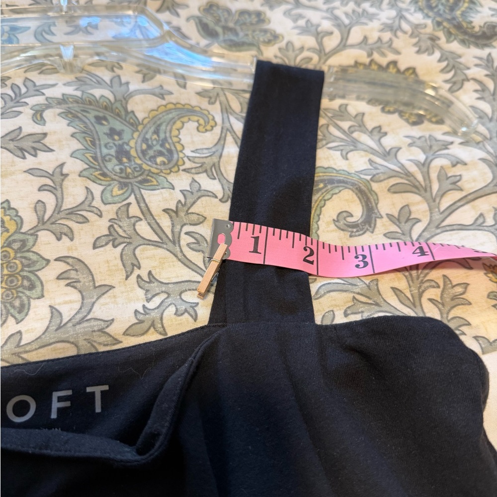 LOFT Women's Elegant Black Tank Top - Picture 4 of 9